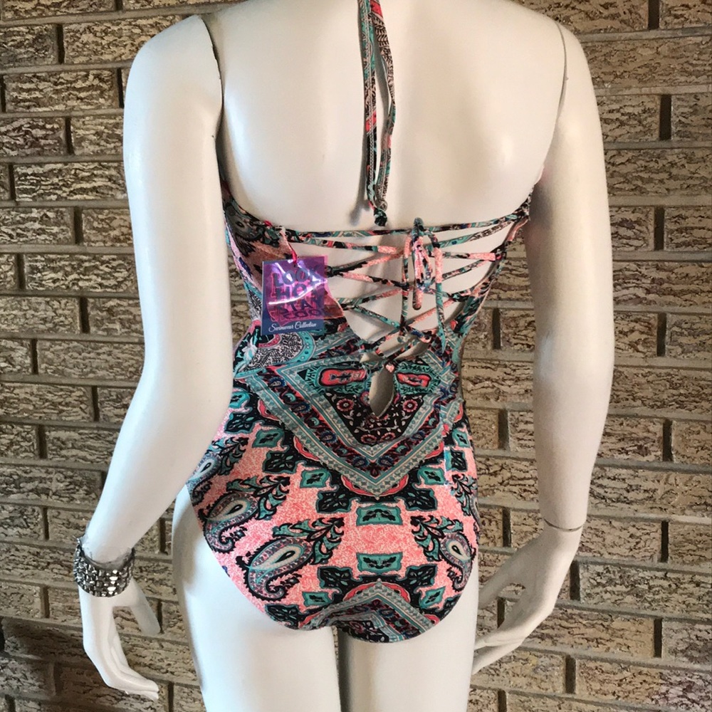 Emme Jordan Swimwear - Picture 2 of 5